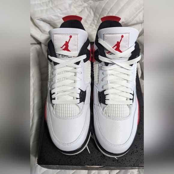 Air Jordan 4 Retro - Picture 11 of 15